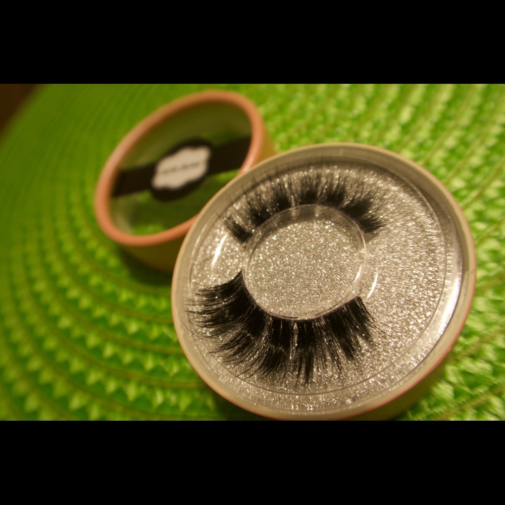 Natural Hair Lashes